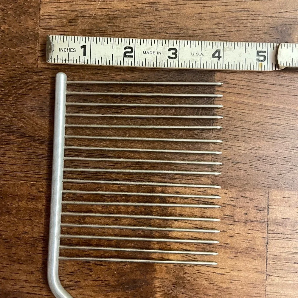 Vintage Cherry Red‎ Bakelite Angel Food Cake Comb Breaker Kitchen Utensil 1950s